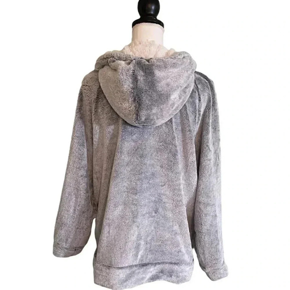 Even softer than it looks! Green tea size L EUC hoodie with front pouch - Picture 3 of 7